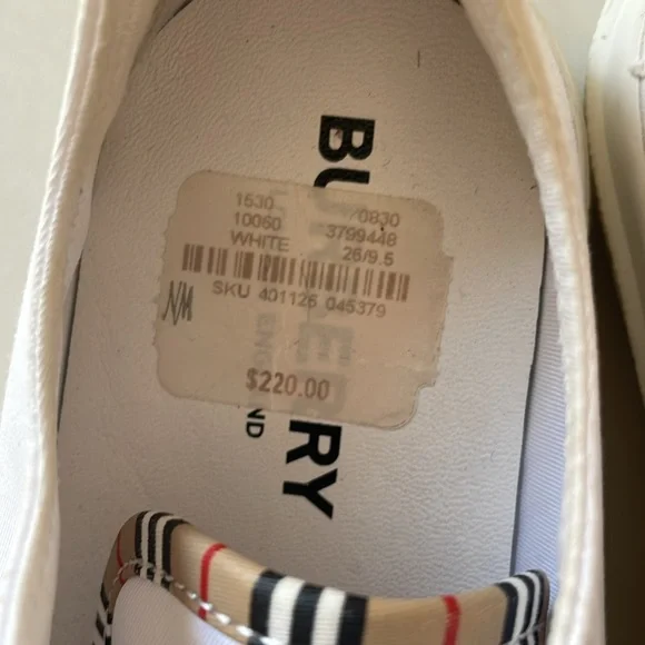 Burberry Kids Mini Larkhall IS (Toddler) size Europe 26 USA toddler 9 - Picture 6 of 11